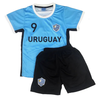 Conjunto de fútbol Uruguay niño