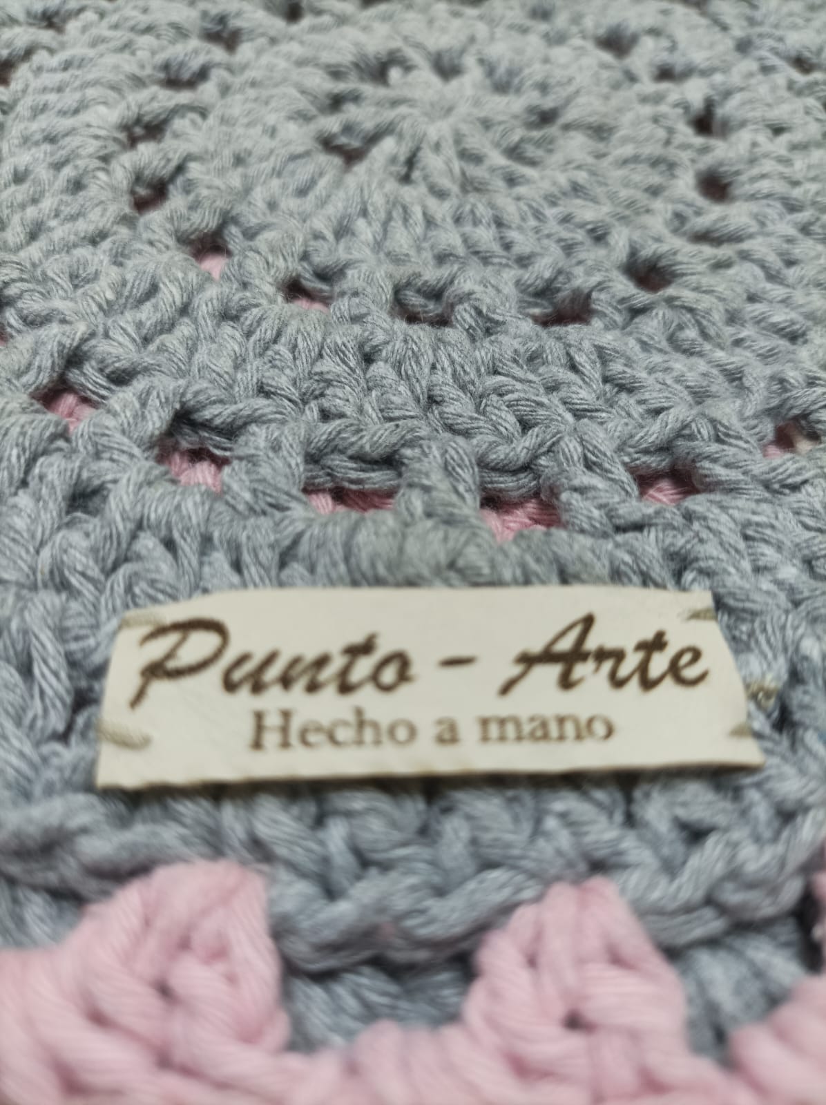 Posa platos en crochet, artesanales. Pack x 2