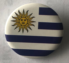 Cargar imagen en el visor de la galería, SOUVENIRS - PIN de Uruguay por unidad
