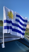 Cargar imagen en el visor de la galería, Bandera para auto de Uruguay
